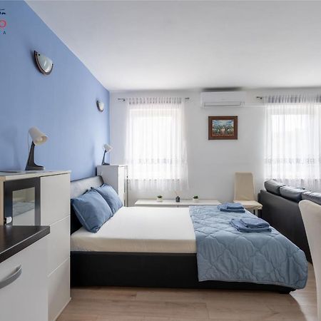 Studio Tommy 2 Ρόβινι Εξωτερικό φωτογραφία
